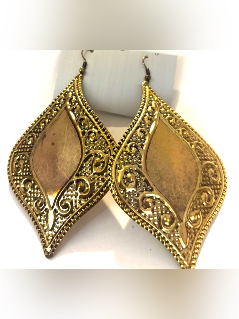 Fashion Jewelry Gold Filigree Leaf Dangle Earrings